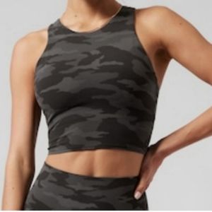 Athleta Conscious Crop Bra A-C in black camo